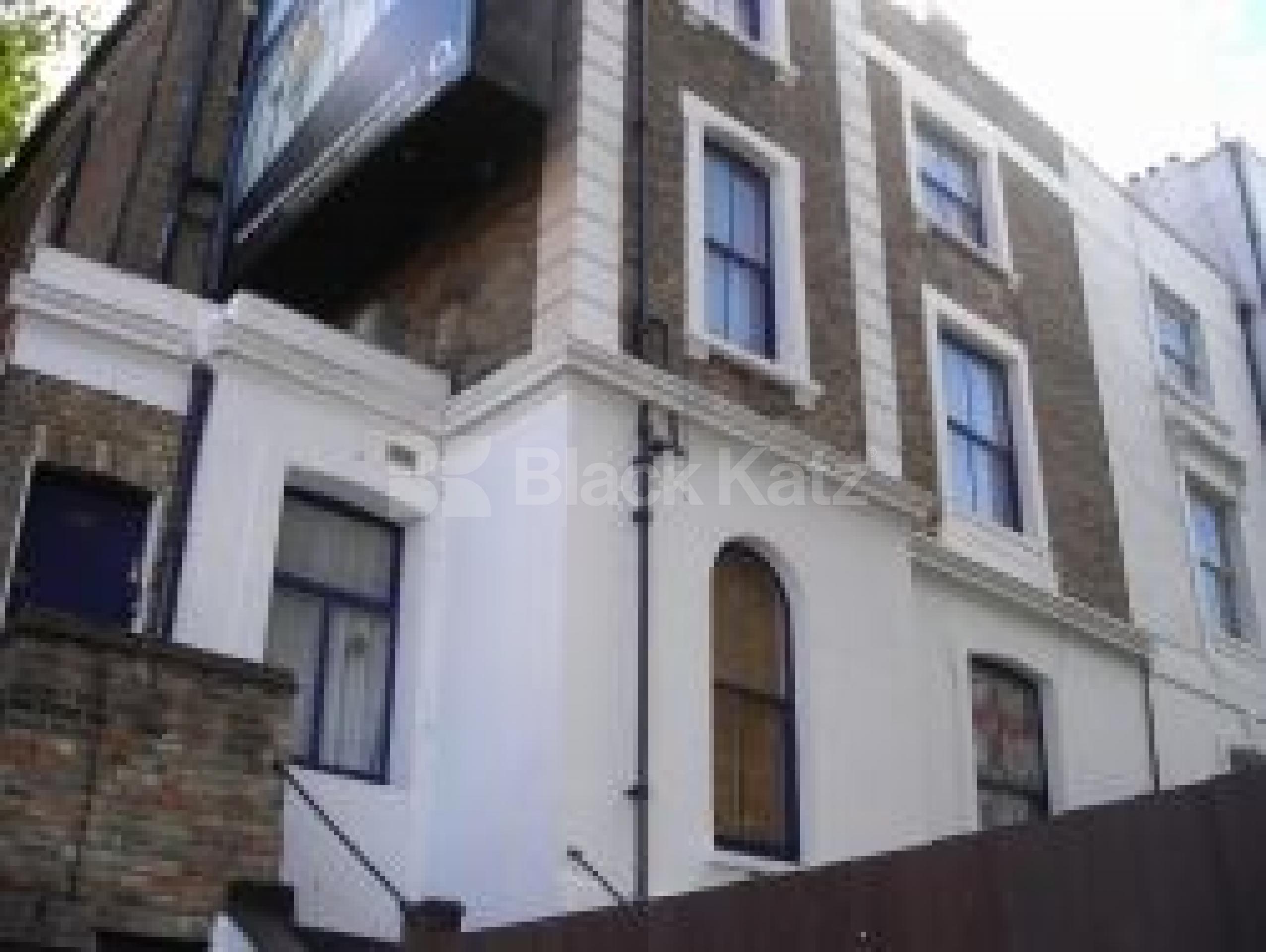 			2 Bedroom, 1 bath, 1 reception Flat			 Camden Road, CALEDONIAN ROAD N7 N7